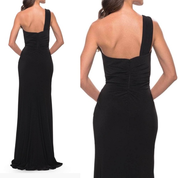 La Femme 31357 - One Shoulder Strap
Evening Gown size 00 Black NWT - Picture 3 of 8